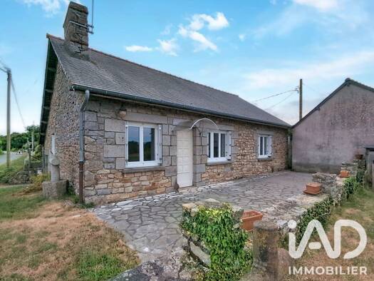 Maison de plain-pied à vendre 126 000 € 5 pièces 2 chambres 73 m² 763 m² de terrain Bazouges-la-Pérouse 35560