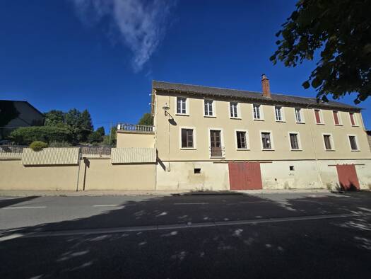 Immeuble à vendre 199 000 € 323 m² Salmiech 12120