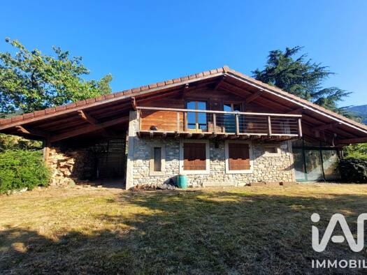 Maison à vendre 560 000 € 6 pièces 4 chambres 150 m² 2 170 m² de terrain Brenthonne 74890