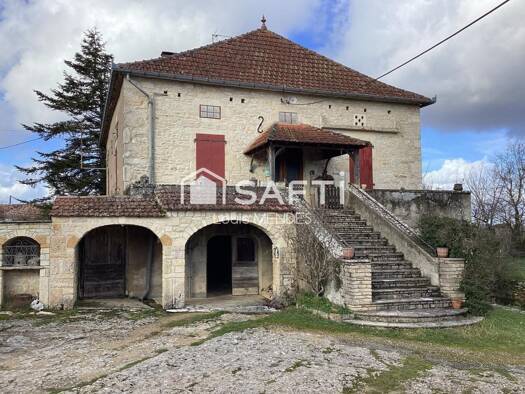 Ferme à vendre 490 000 € 5 pièces 3 chambres 120 m² 396 241 m² de terrain Trespoux-Rassiels 46090