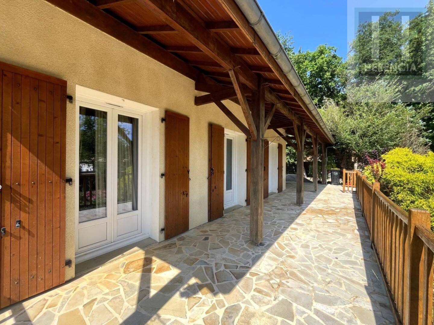Maison à vendre, 171m², ROULLET SAINT ESTEPHE