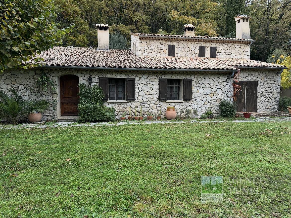 Maison à vendre, 150m², SAINT VALLIER DE THIEY