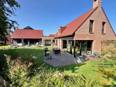 Maison à vendre 770 000 € 8 pièces 5 chambres 300 m² 2 465 m² de terrain Hazebrouck 59190