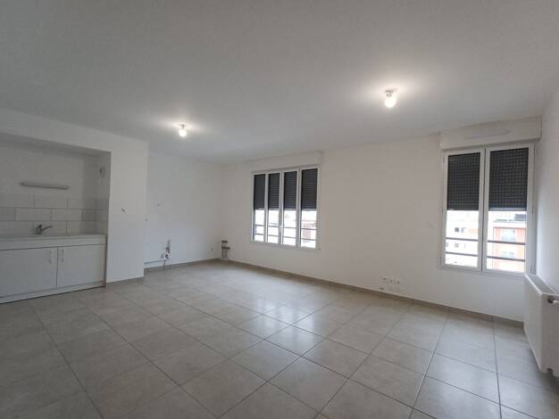 Colocation à louer - Première occupation 1 268 € 4 pièces 3 chambres 75,4 m² Étage 5/5 Le Bachut Lyon 8ème arrondissement 69008