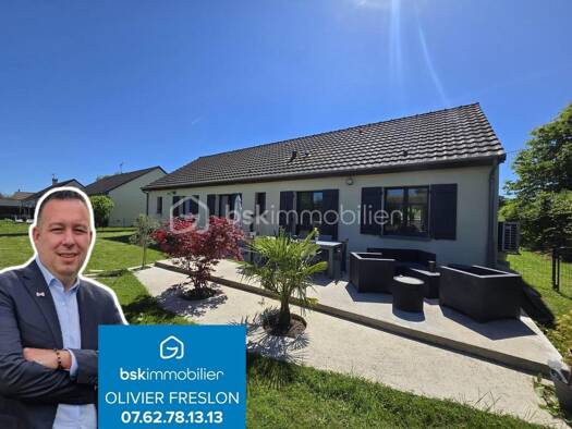 Maison de plain-pied à vendre 185 000 € 6 pièces 5 chambres 121 m² 836 m² de terrain Cuffy 18150