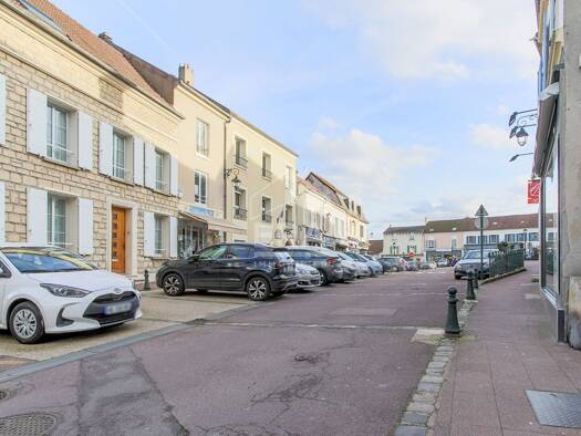 Maison en viager occupé Bouquet 336 000 € 10 pièces 6 chambres 316 m² 1 457 m² de terrain Bas Maule 78580