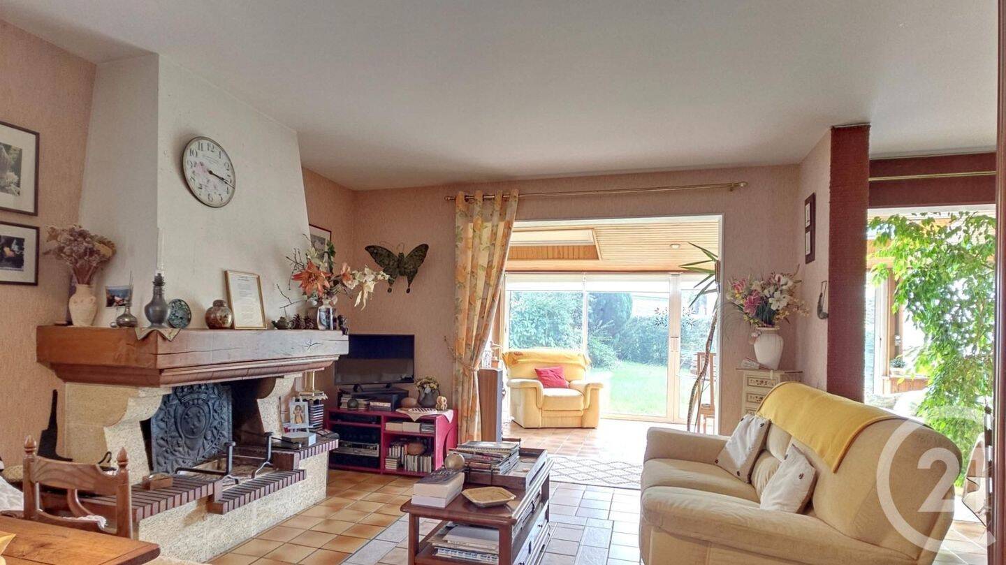 Maison à vendre, 116m², SURZUR