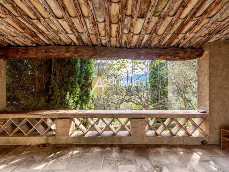 Maison à vendre, 400m², LE REVEST LES EAUX