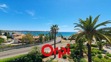 Appartement à louer 2 190 € 3 pièces 2 chambres 94,6 m² 2ème étage Nord Bandol 83150