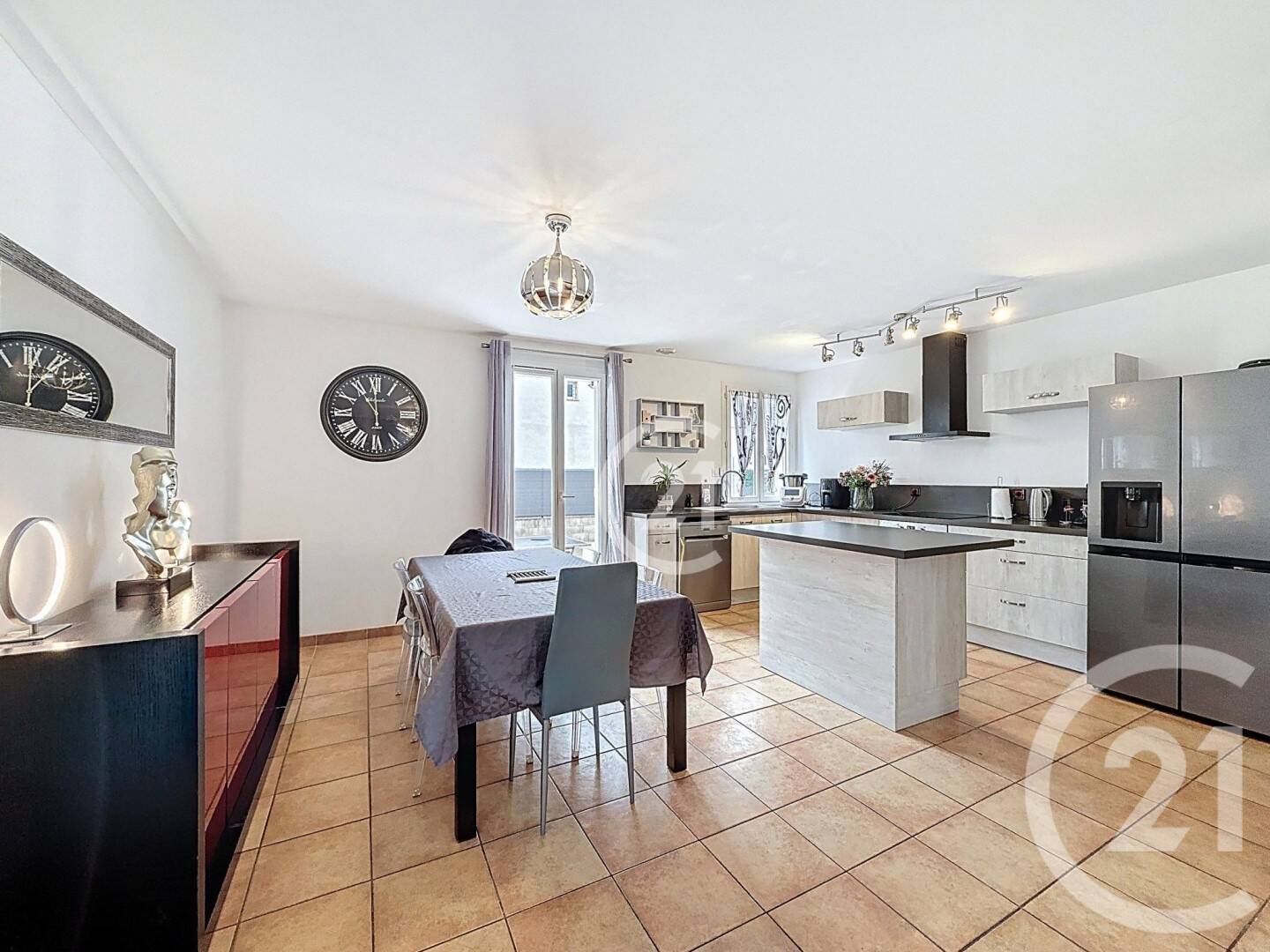 Maison à vendre, 110m², CHATEAURENARD