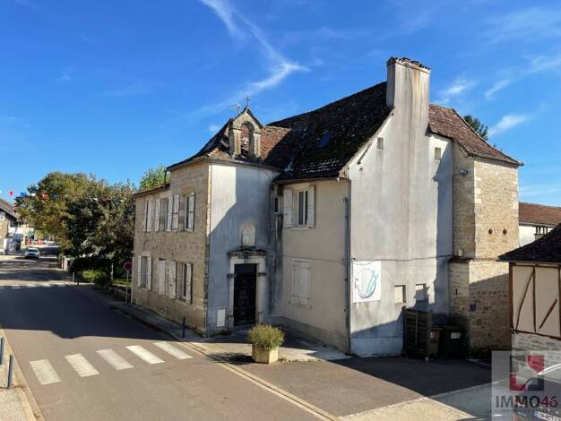 Maison de ville à vendre 91 800 € 1 chambre 210 m² 230 m² de terrain Alvignac 46500