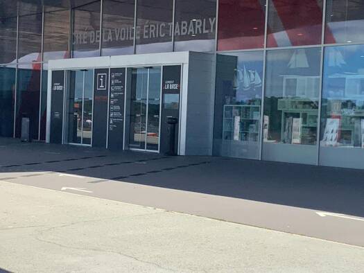 Local commercial à vendre 2 675 000 € 1 148 m² de surface de vente Keroman-Merville Lorient 56100