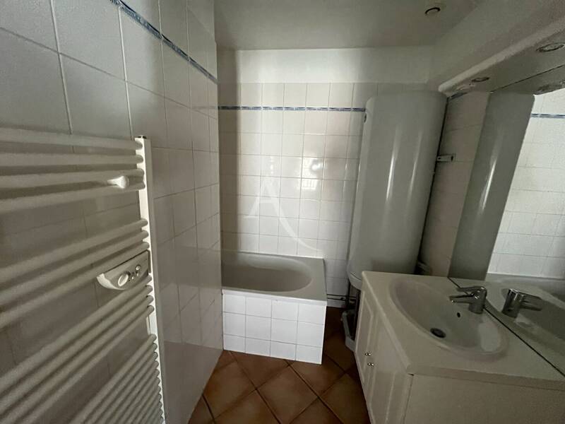 Maison à louer, 65m², LES HERMITES