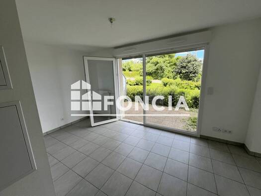 Appartement à louer 580 € 1 pièce 31,3 m² RDC/3 Besançon 25000