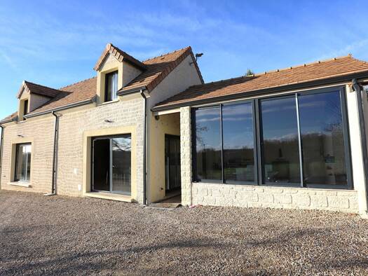 Maison en viager 96 000 € 5 pièces 3 chambres 113 m² 1 600 m² de terrain Villiers-Saint-Fréderic 78640