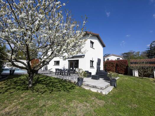 Maison à vendre 698 000 € 6 pièces 4 chambres 152 m² 770 m² de terrain Chaponost 69630