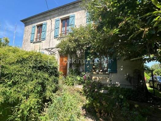 Maison à vendre 312 000 € 8 pièces 7 chambres 207 m² 1 479 m² de terrain La Ferté-Gaucher 77320