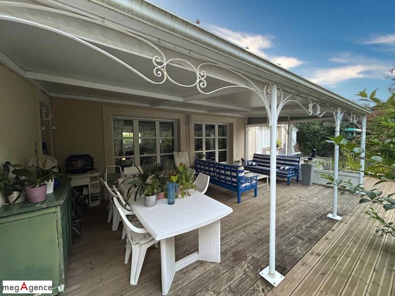 Maison à vendre, 156m², SAINTE FEREOLE