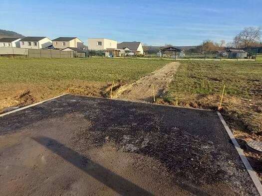 Terrain constructible viabilisé à vendre 83 120 € 651 m² de terrain Belleville 54940