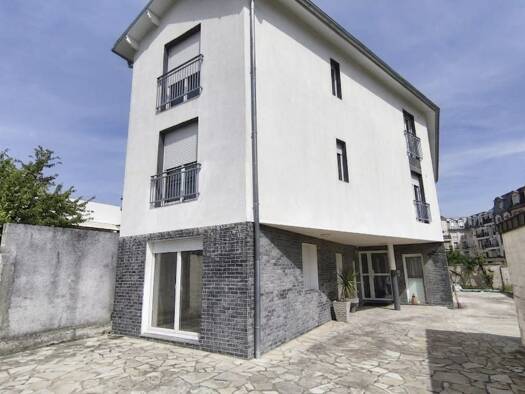 Immeuble à vendre 1 020 000 € 350 m² Les Boutareines Villiers-sur-Marne 94350
