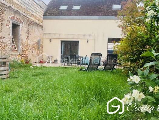 Maison à vendre 274 000 € 7 pièces 5 chambres 152 m² 273 m² de terrain Briand Leclerc Sens 89100