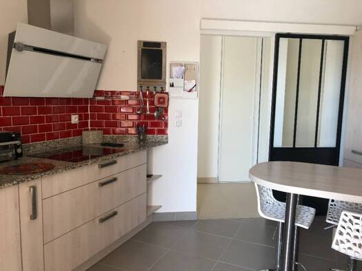Appartement à louer - Première occupation 1 000 € 3 pièces 2 chambres 83 m² Étage 1/2 Quint-Fonsegrives 31130