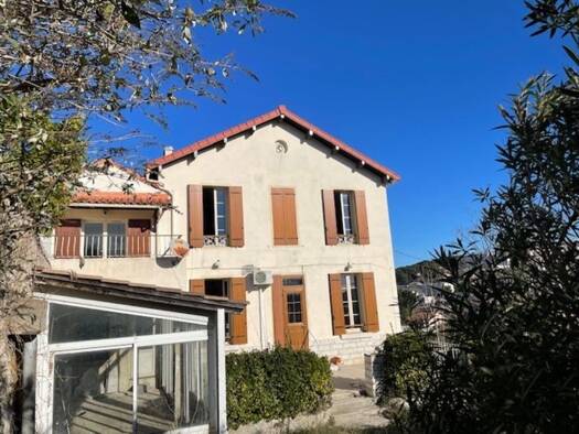Maison à vendre 535 000 € 5 pièces 4 chambres 130 m² 865 m² de terrain Notre Dame Limite Marseille 15ème arrondissement 13015
