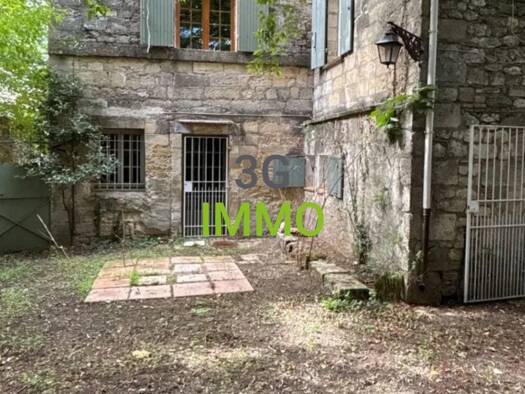Maison à vendre 220 000 € 5 pièces 3 chambres 133 m² 180 m² de terrain Uzès 30700