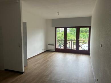 Appartement à louer 495 € 2 pièces 1 chambre 47 m² Crouste-Arènes-Harbaux-Tuco-Pouy-Laguille Mont-de-Marsan 40000