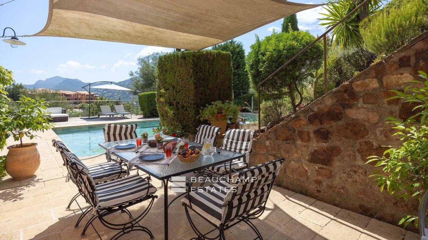 Maison à vendre, 196m², THEOULE SUR MER