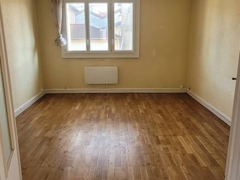 Maison à louer, 57m², LYON 8E