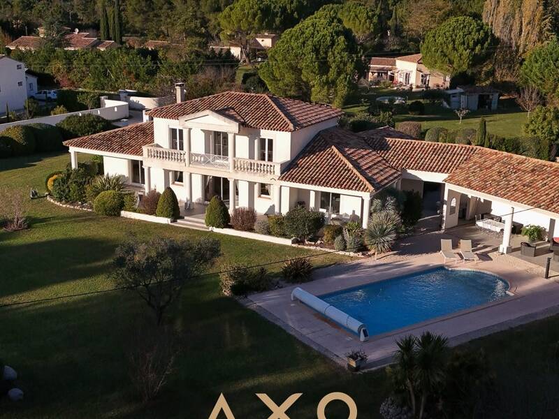 Maison à vendre, 210m², SAINT CANNAT