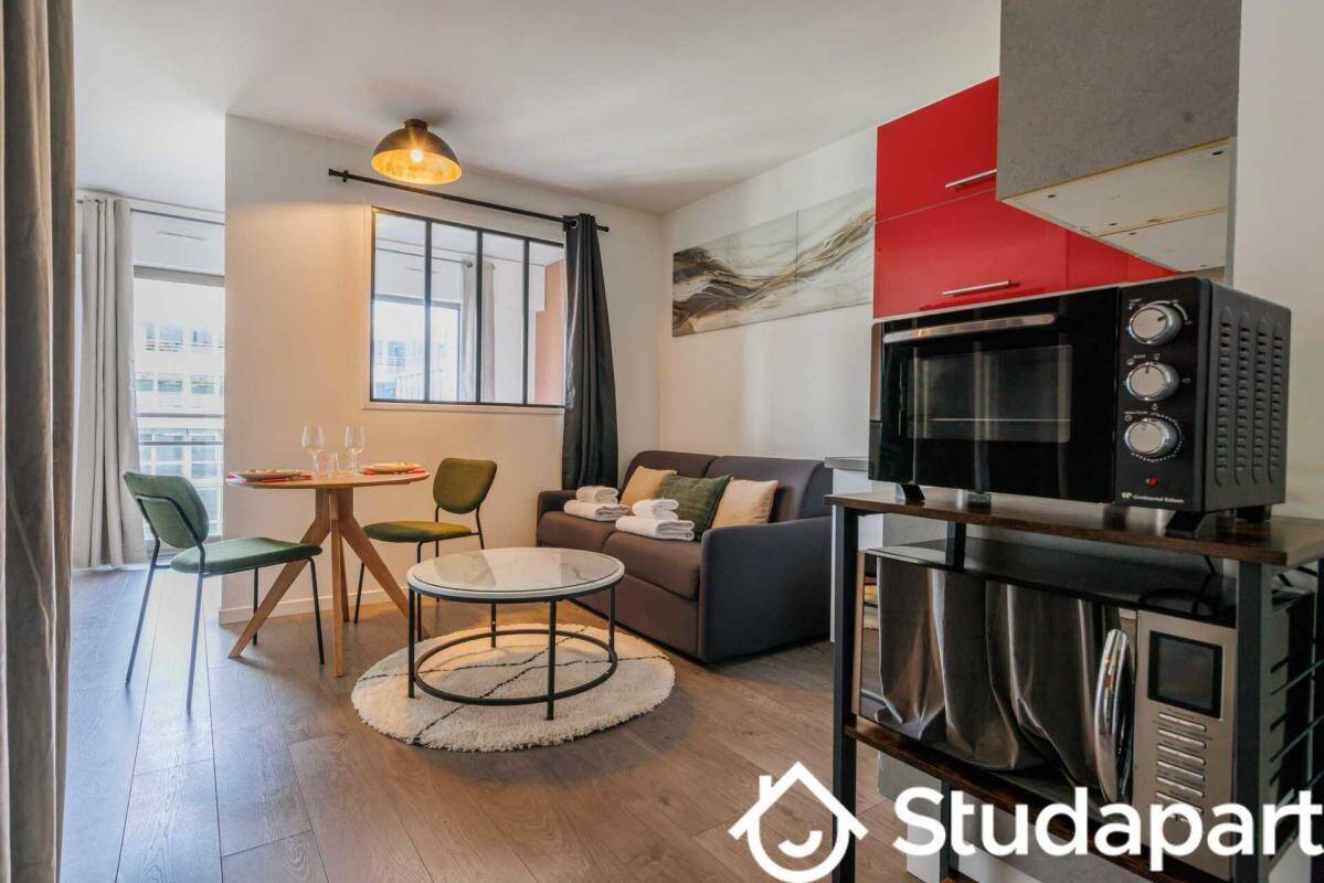 Maison à louer, 27m², LEVALLOIS PERRET