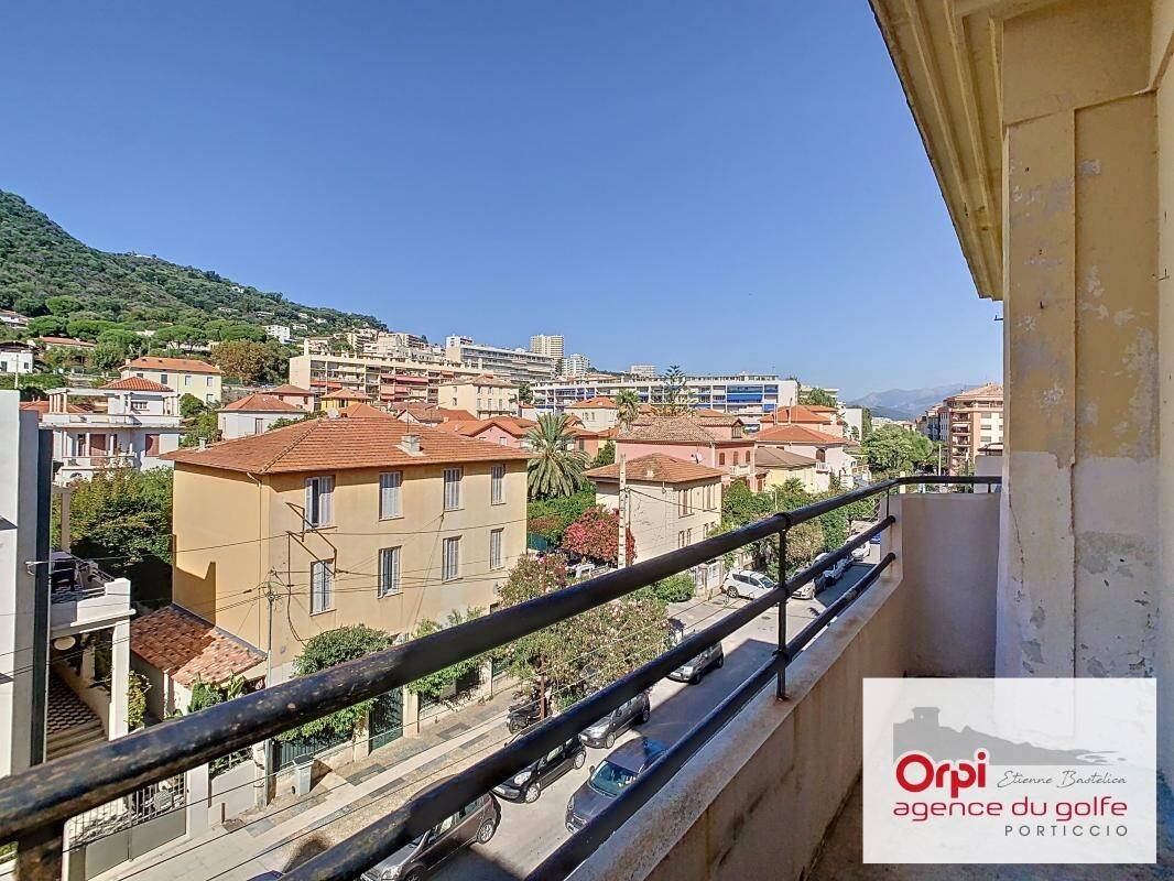 Maison à louer, 74m², AJACCIO