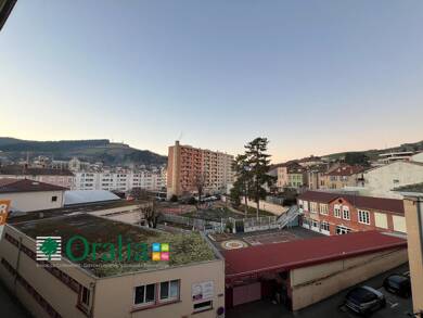 Appartement à louer 520 € 3 pièces 2 chambres 70,4 m² Étage 3/1 Centre Tarare 69170