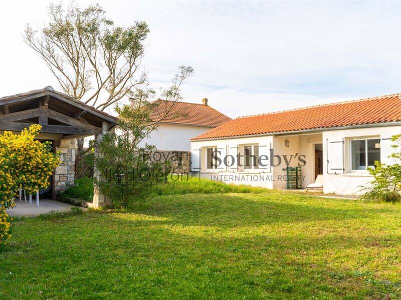 Maison à vendre, 240m², SAINT GEORGES D'OLERON