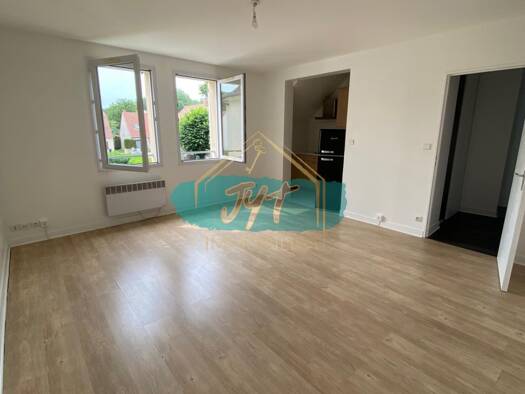 Appartement à louer 765 € 2 pièces 1 chambre 44,7 m² 2ème étage Baillet-en-France 95560