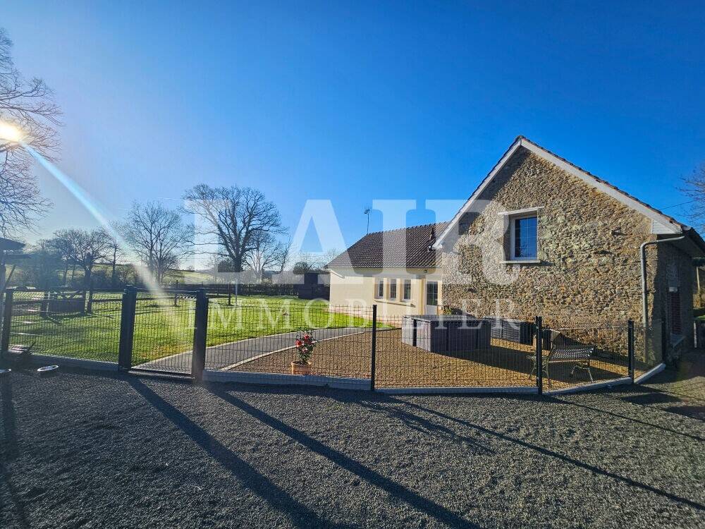 Maison à vendre, 110m², SAINT PIERRE DES NIDS