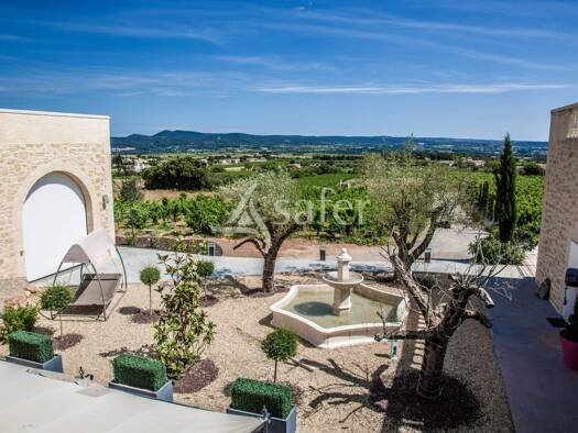 Château à vendre 2 750 000 € 15 pièces 11 chambres 514 m² 38 190 m² de terrain Montpellier 34000