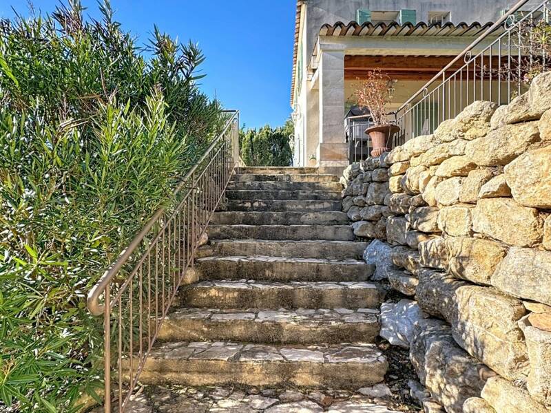 Maison à vendre, 105m², SAINT SATURNIN LES APT