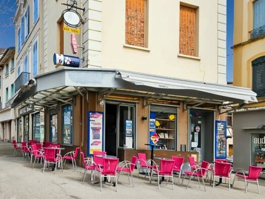 Bar / Café à vendre Fonds de commerce 87 000 € 150 m² d'espace de restauration Saint-Symphorien-sur-Coise 69590