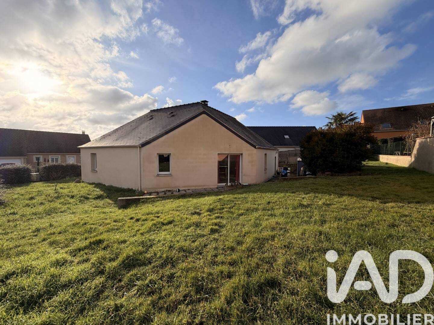 Maison à vendre, 100m², LA SUZE SUR SARTHE