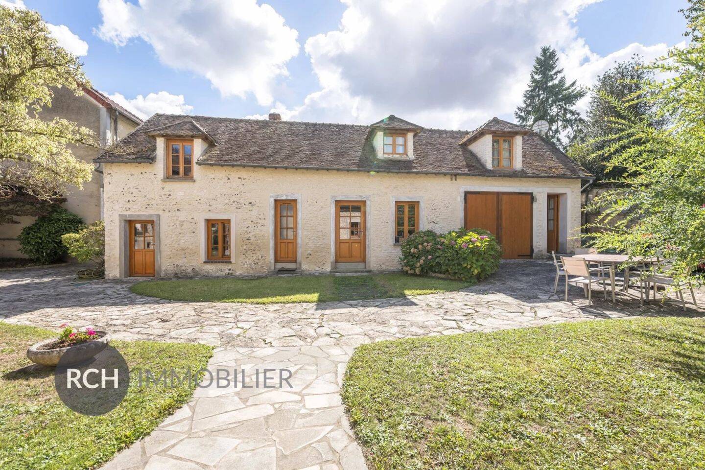Maison à vendre, 196m², HOUDAN