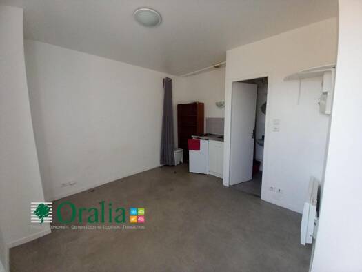 Appartement à louer - logement étudiant 237 € 1 pièce 11,9 m² RDC/1 Abattoirs Dijon 21000