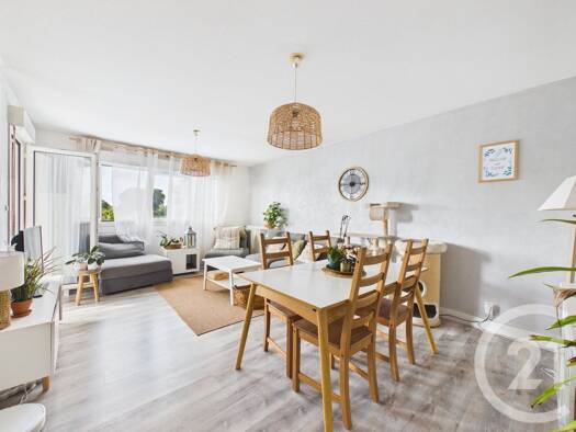 Duplex à vendre 318 000 € 5 pièces 4 chambres 103,12 m² 1er étage La Garde 83130