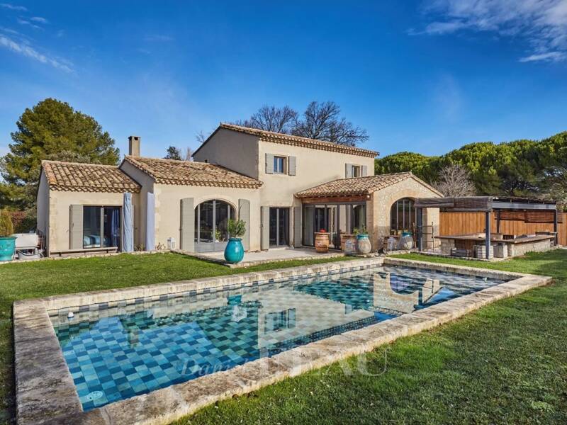 Maison à vendre, 212m², EYGALIERES