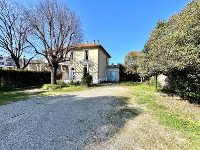 Maison à vendre 234 000 € 4 pièces 3 chambres 100 m² 430 m² de terrain Centre Ville Sorgues 84700
