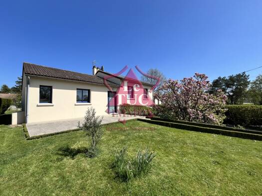 Maison à vendre 189 000 € 4 pièces 3 chambres 104 m² 1 295 m² de terrain Bretignolles 79140