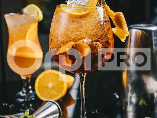 Bar / Café à vendre Fonds de commerce 390 550 € 171 m² d'espace de restauration Soustons 40140