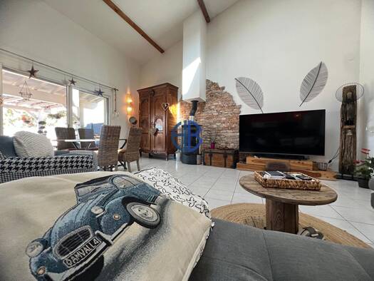 Maison à vendre 319 000 € 5 pièces 4 chambres 117 m² 421 m² de terrain Eydoche 38690